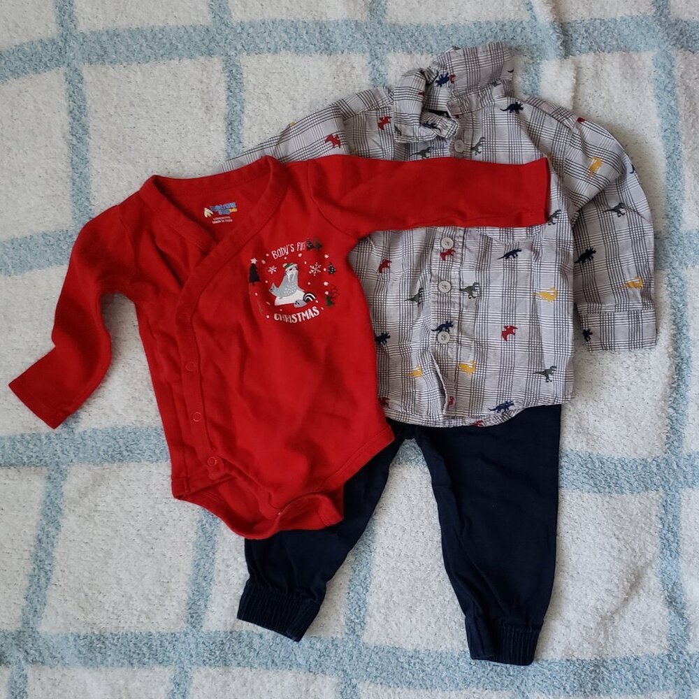 Lot of 3 Pieces of Baby Boys Clothes Including 1st Christmas - Size 12 Months